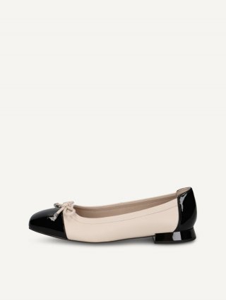Caprice Ballerina - Cremefarbener Kamm