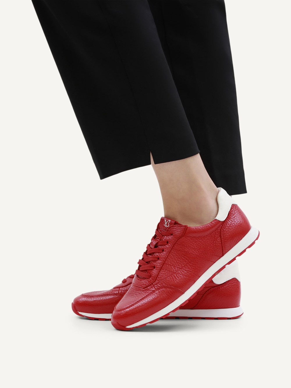 Caprice Sneaker - Roter Comb