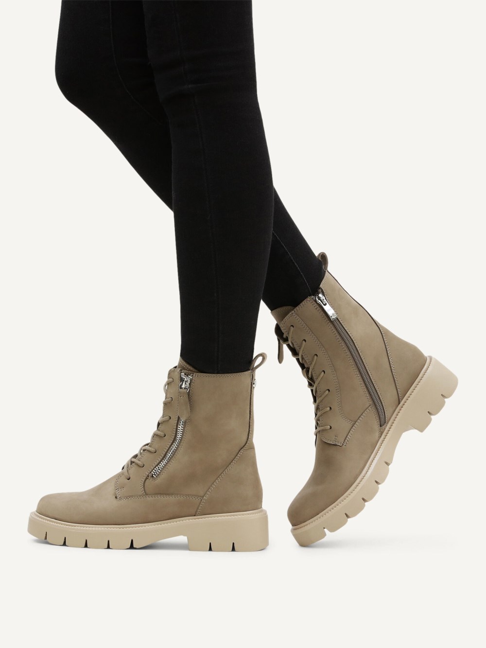 Caprice Stiefelette - Taupefarbenes Nubukleder