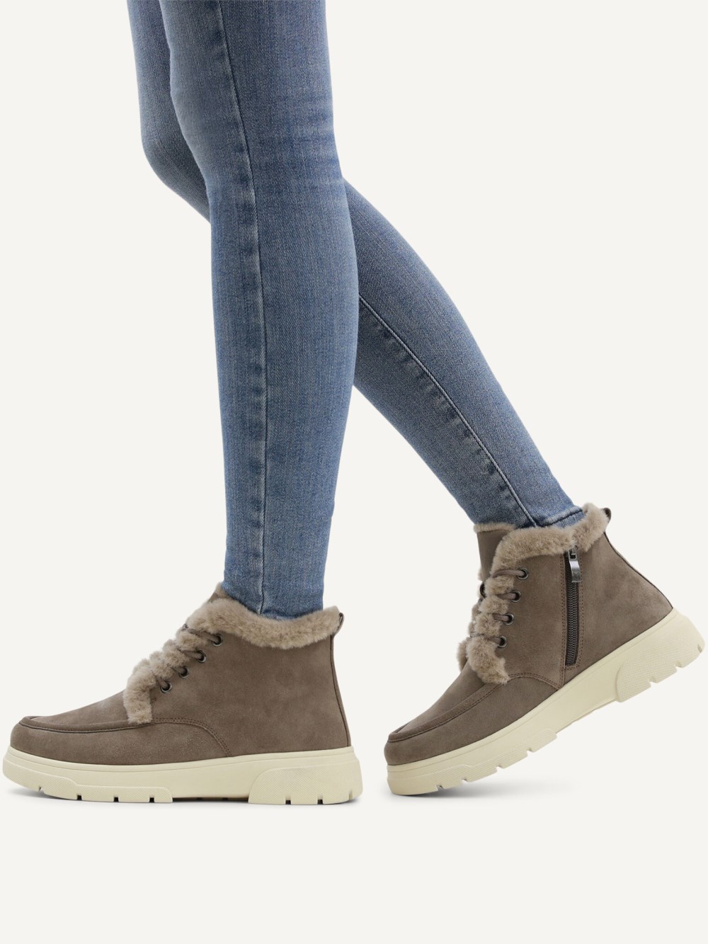 Caprice Stiefelette - Dunkeltaupefarbenes Wildleder