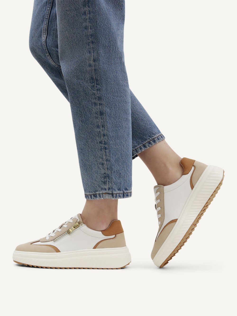 Caprice Sneaker - Weiß / Sand