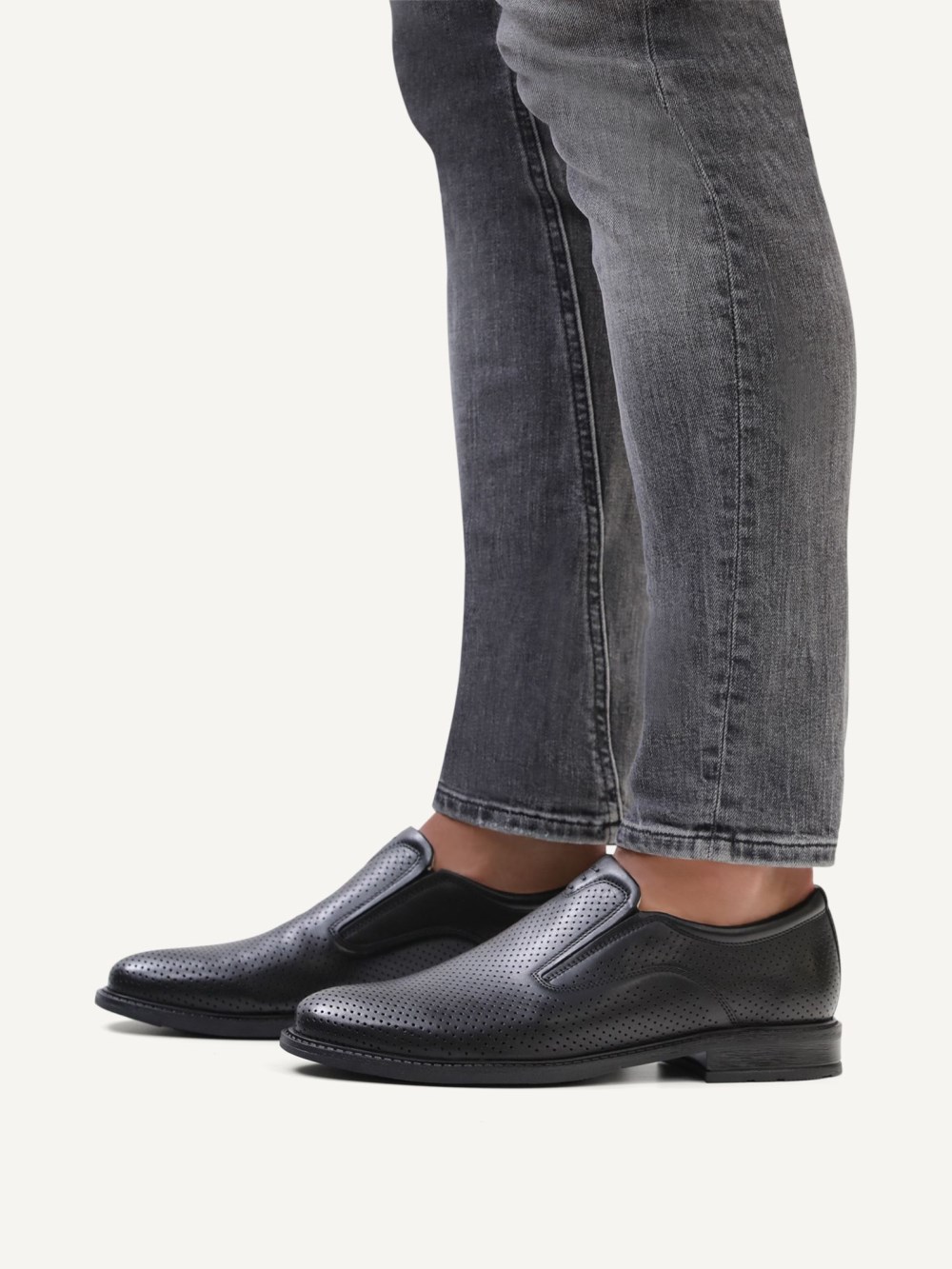 Caprice Slipper - Schwarzes Nappaleder