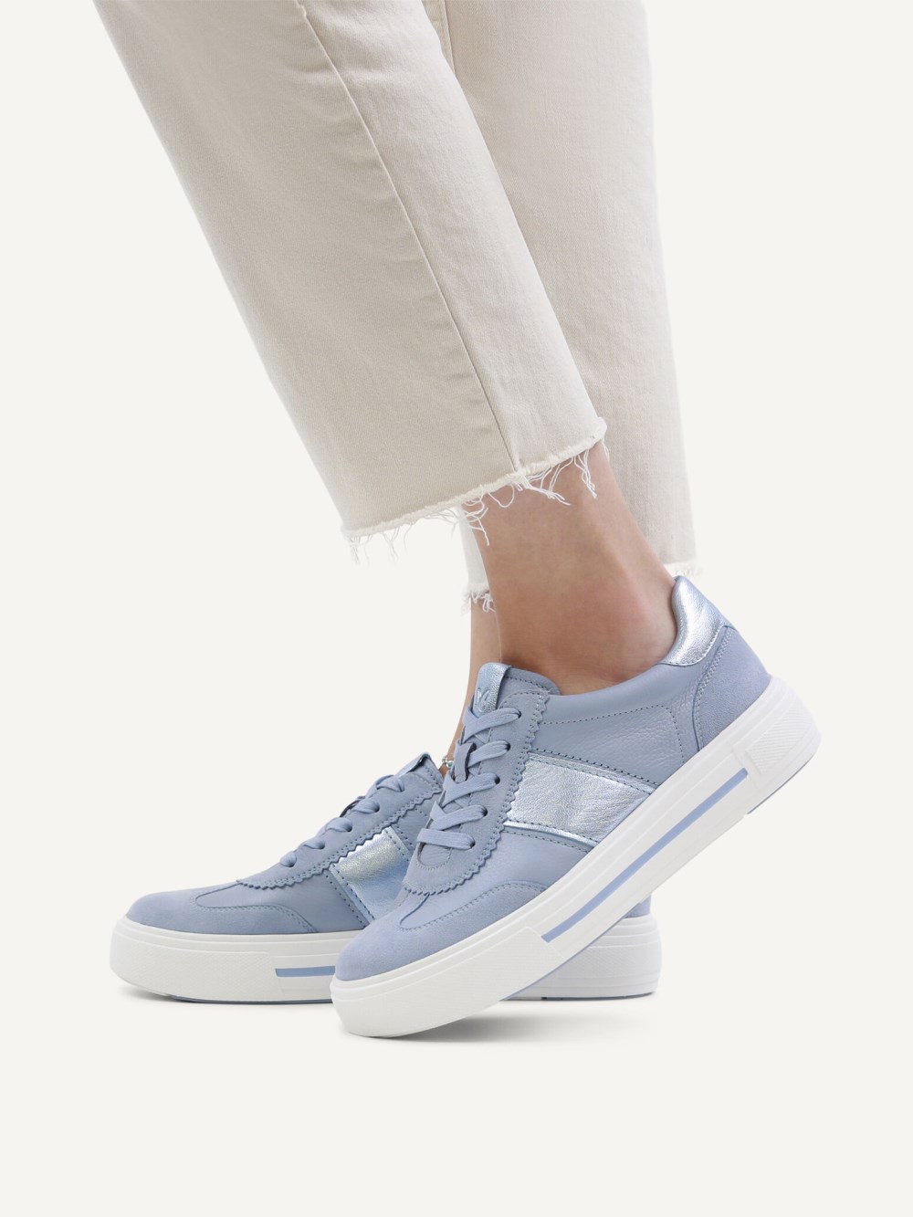 Caprice Sneaker - Blauer Kamm
