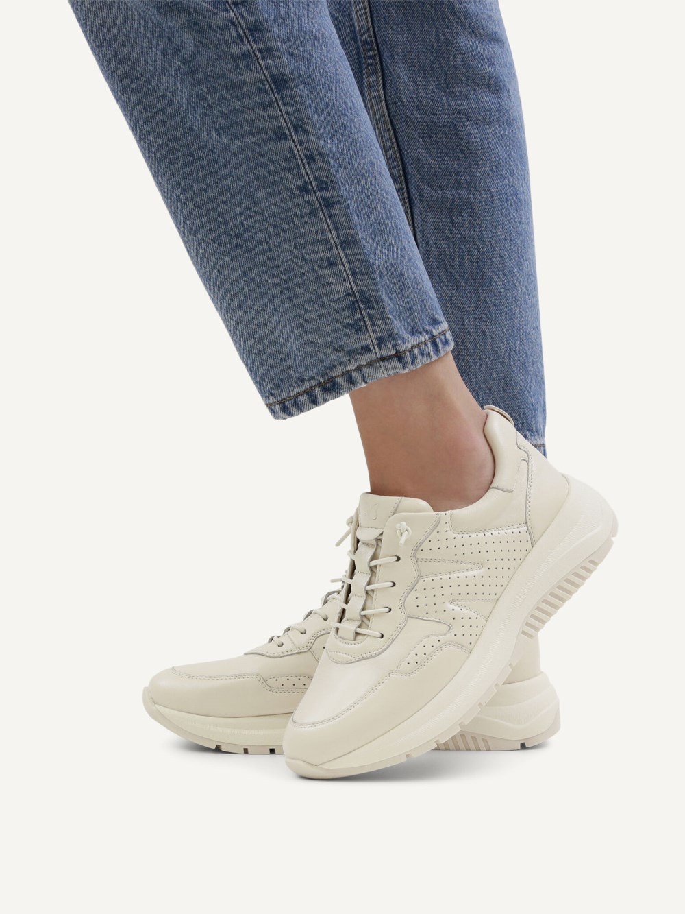 Caprice Sneaker - Vanille-Nappa